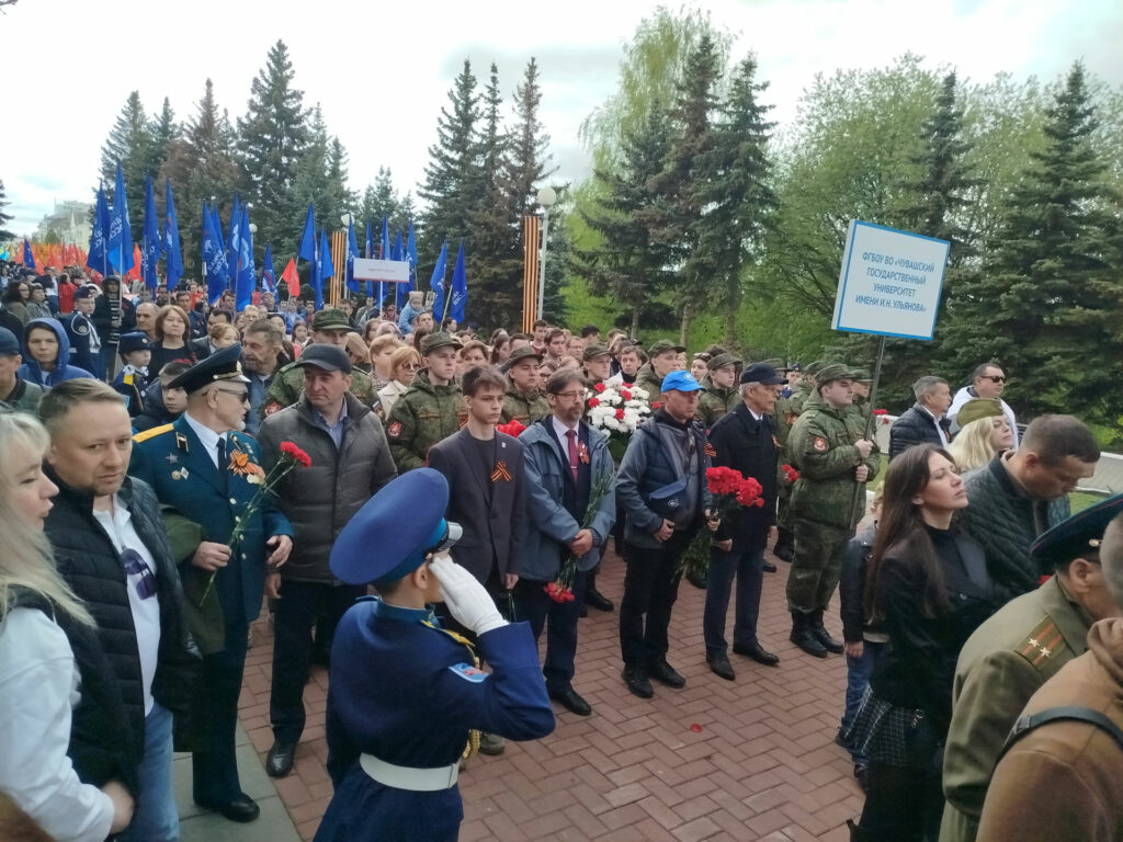 Представители медицинского факультета приняли участие в возложении цветов, приуроченном Дню победы